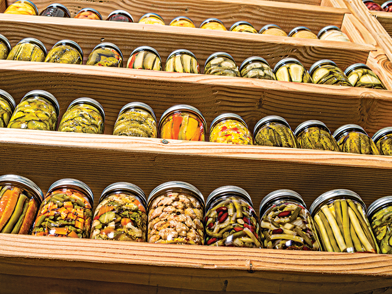 Stockpiling Food, Survival tips, canned food