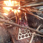 The Überleben Tindår Tipi ignited rapidly when a ferro rod sparked the Wick, engulfing it in flames.