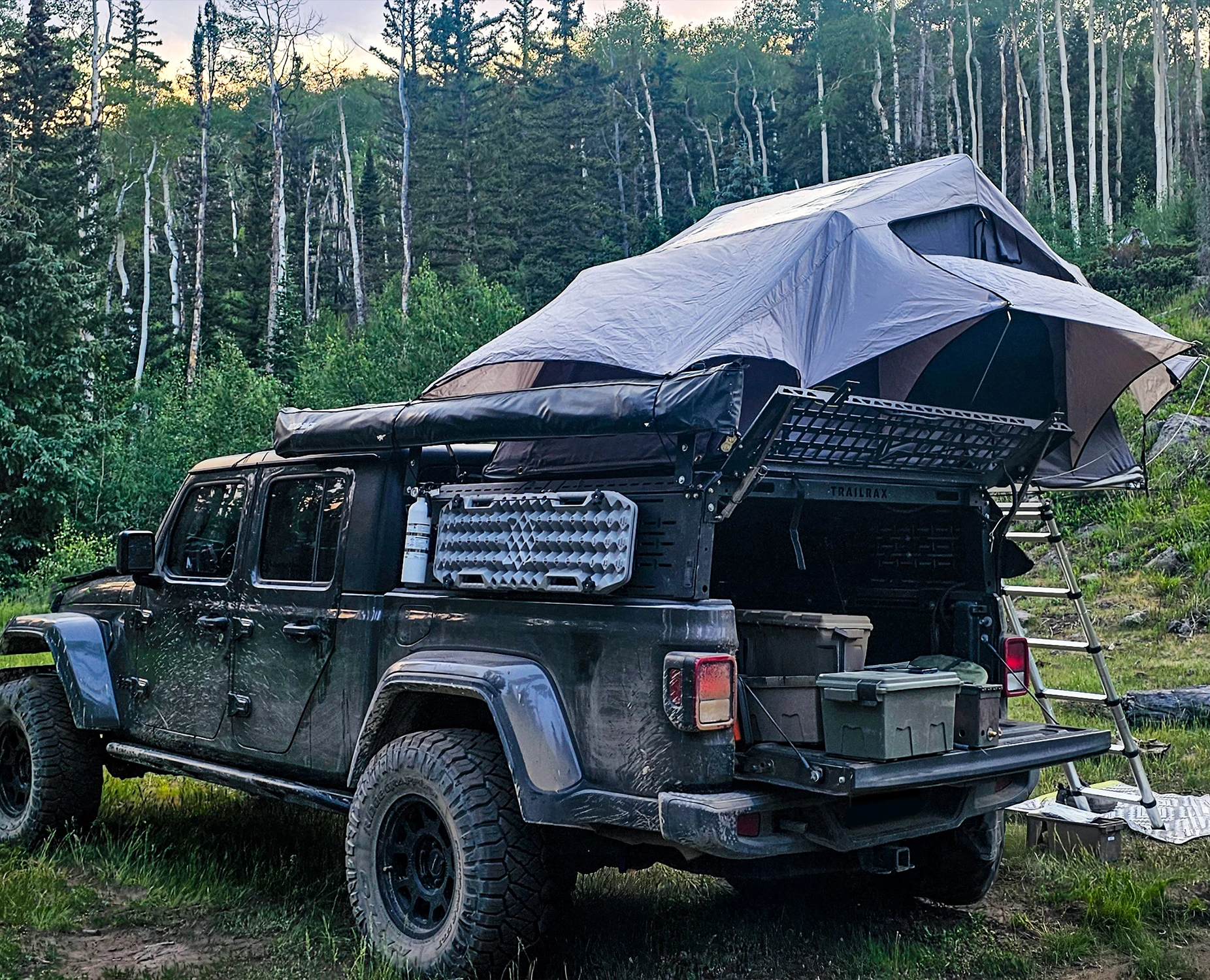 Whats an overlanding rig without an RTT?