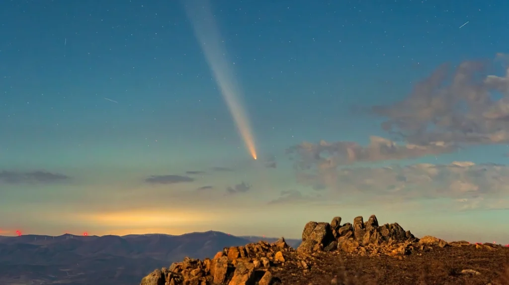 Following the airburst, unusual atmospheric phenomena caused glowing skies across Europe and Asia, leading to further scientific investigations into the effects of such explosions.