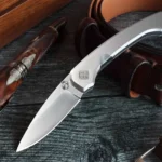 Modern Gentlemen’s Folding Knives: Elegance, Restraint, Functionality.