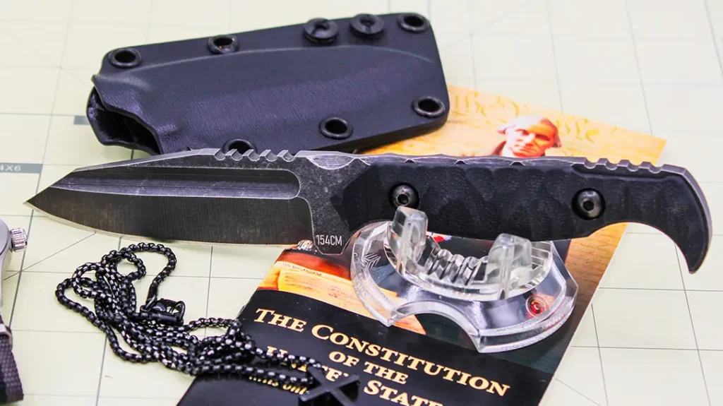 Brotherhood Blades RāDR: Quality and Durability You Can Count On.