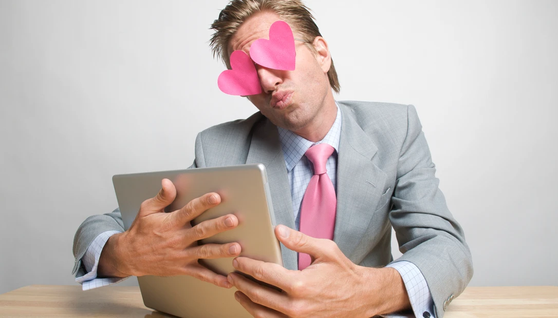 Stay safe on dating apps by learning how to identify red flags, prevent catfishing, and protect your personal information online.