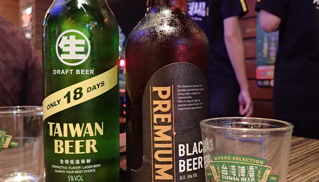 Asian bar food and some ice cold beers is there anything better?